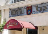 HOSTAL LUIS V